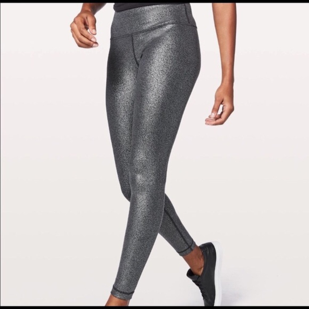 NWT Lululemon Silver Foil Leggings Wunder Under